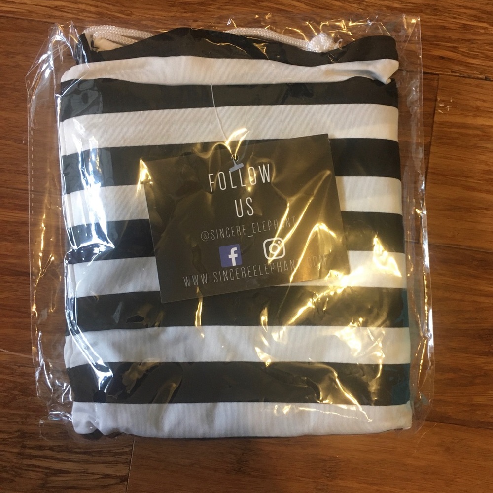 Sincere Elephant Cover, Pongo